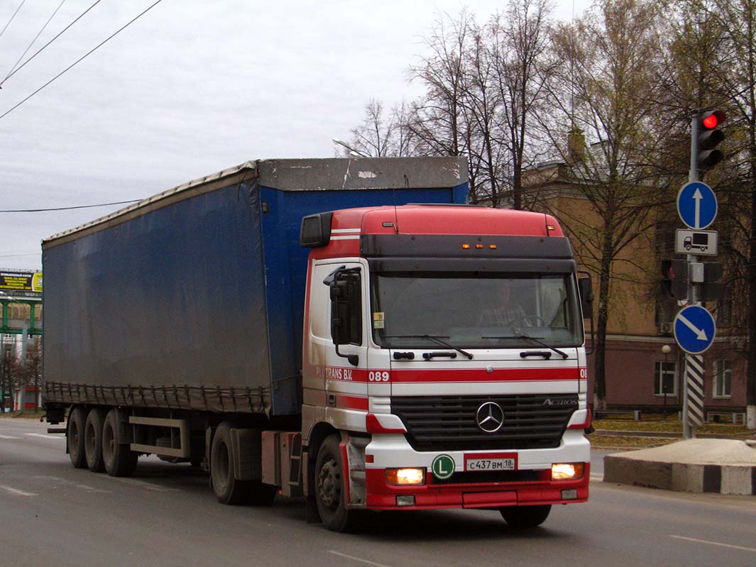 Удмуртия, № С 437 ВМ 18 — Mercedes-Benz Actros ('1997)