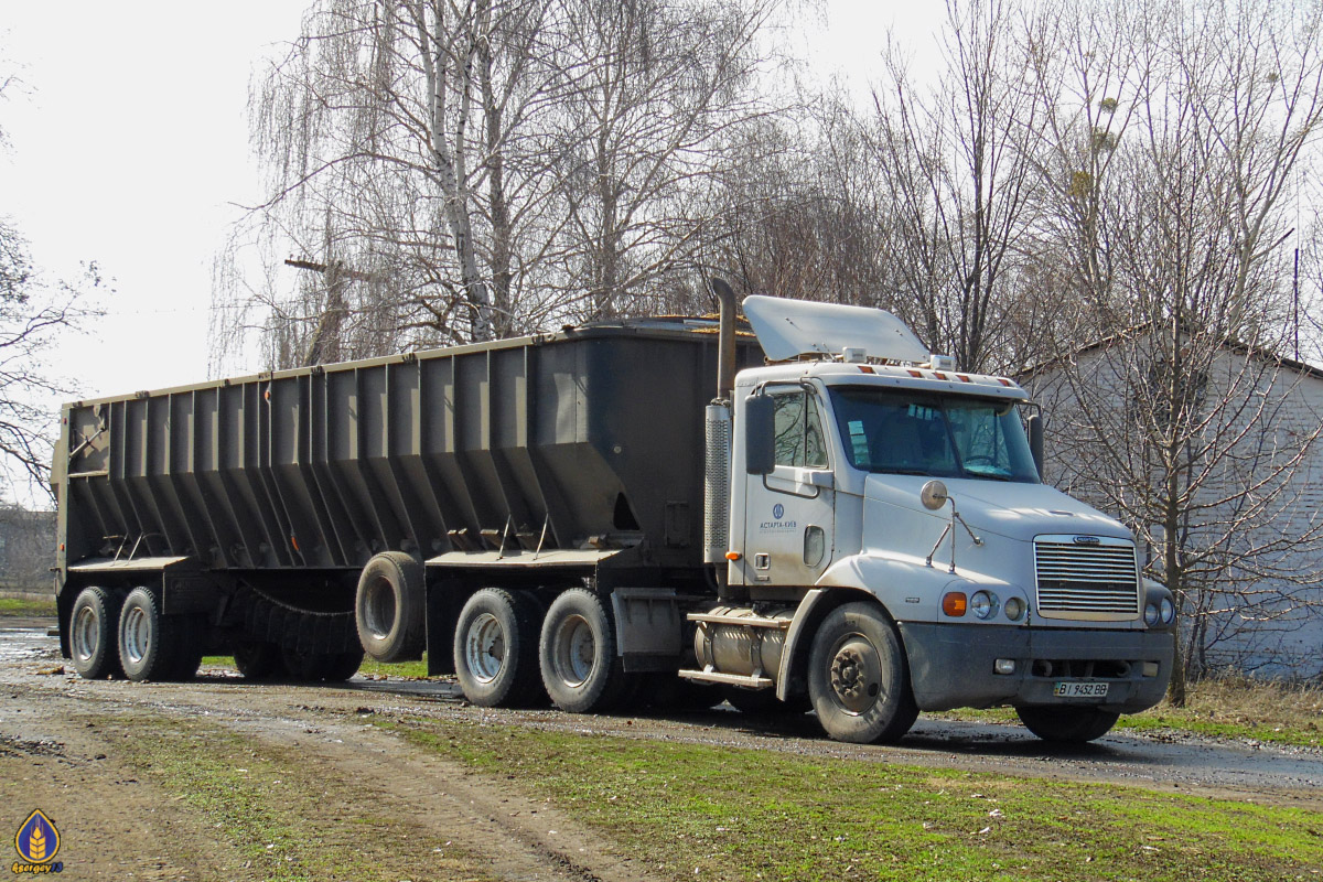 Полтавская область, № 2019 — Freightliner Century Class; Полтавская область, № 2900 —  Прочие модели