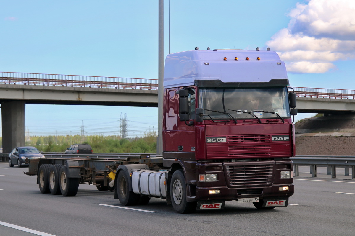 Санкт-Петербург, № Н 122 ВК 98 — DAF 95XF FT