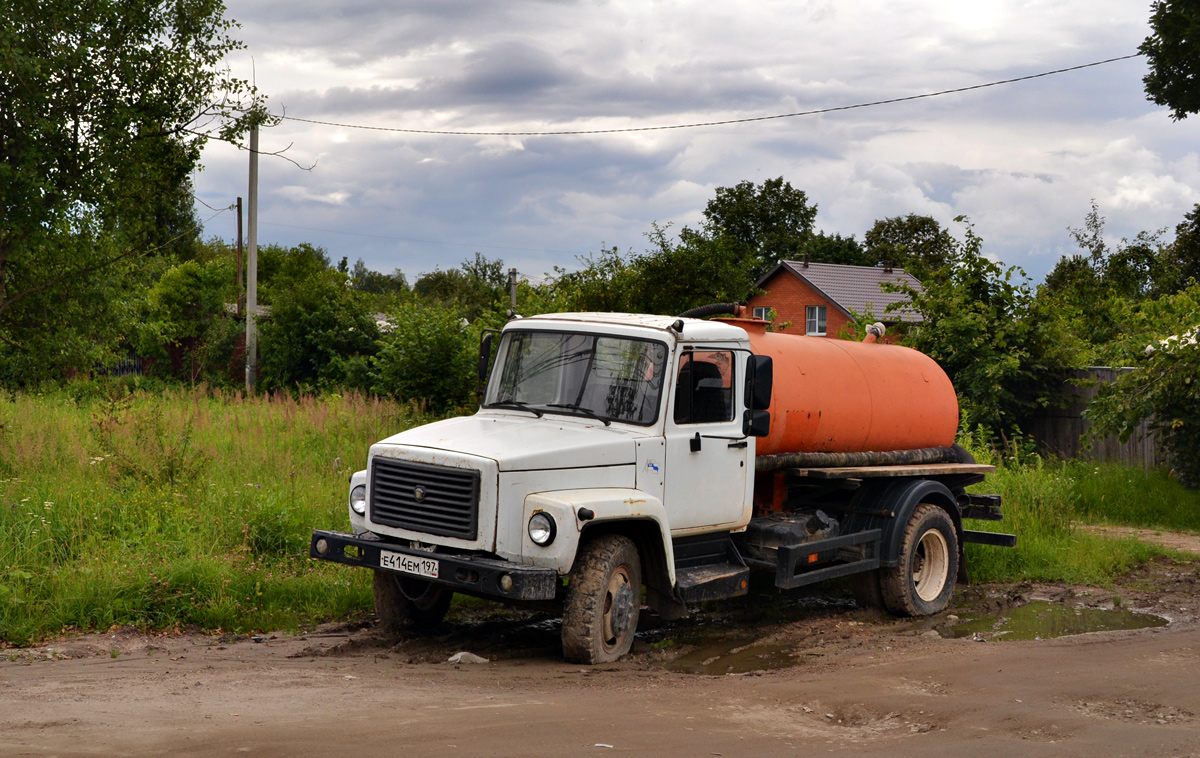 Калужская область, № Е 414 ЕМ 197 — ГАЗ-3307