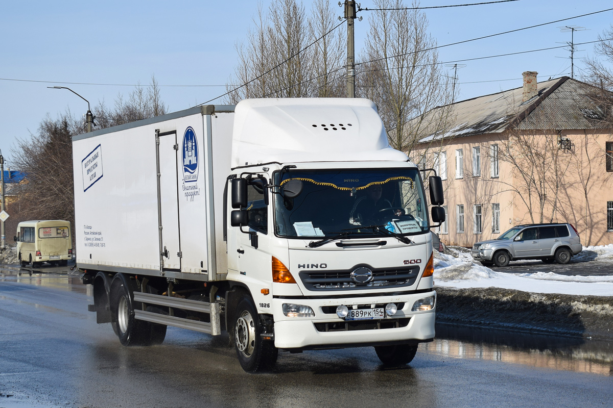 Алтайский край, № Е 889 РК 154 — Hino 500