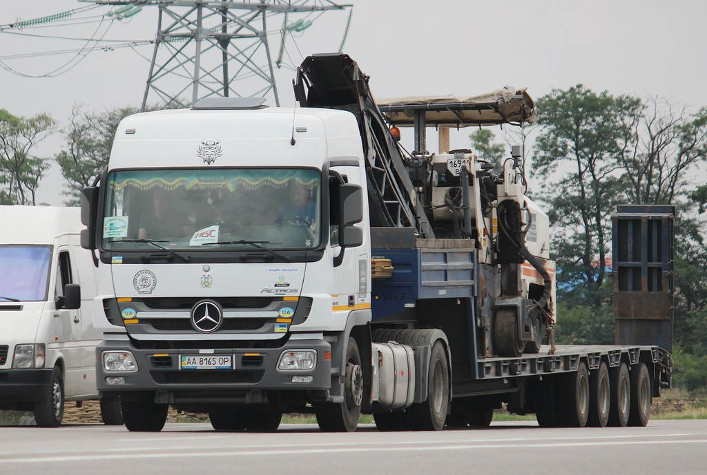 Киев, № АА 8165 ОР — Mercedes-Benz Actros ('2009) 1841