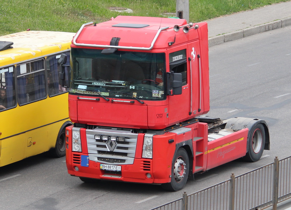 Одесская область, № ВН 8817 ЕІ — Renault Magnum ('2005)