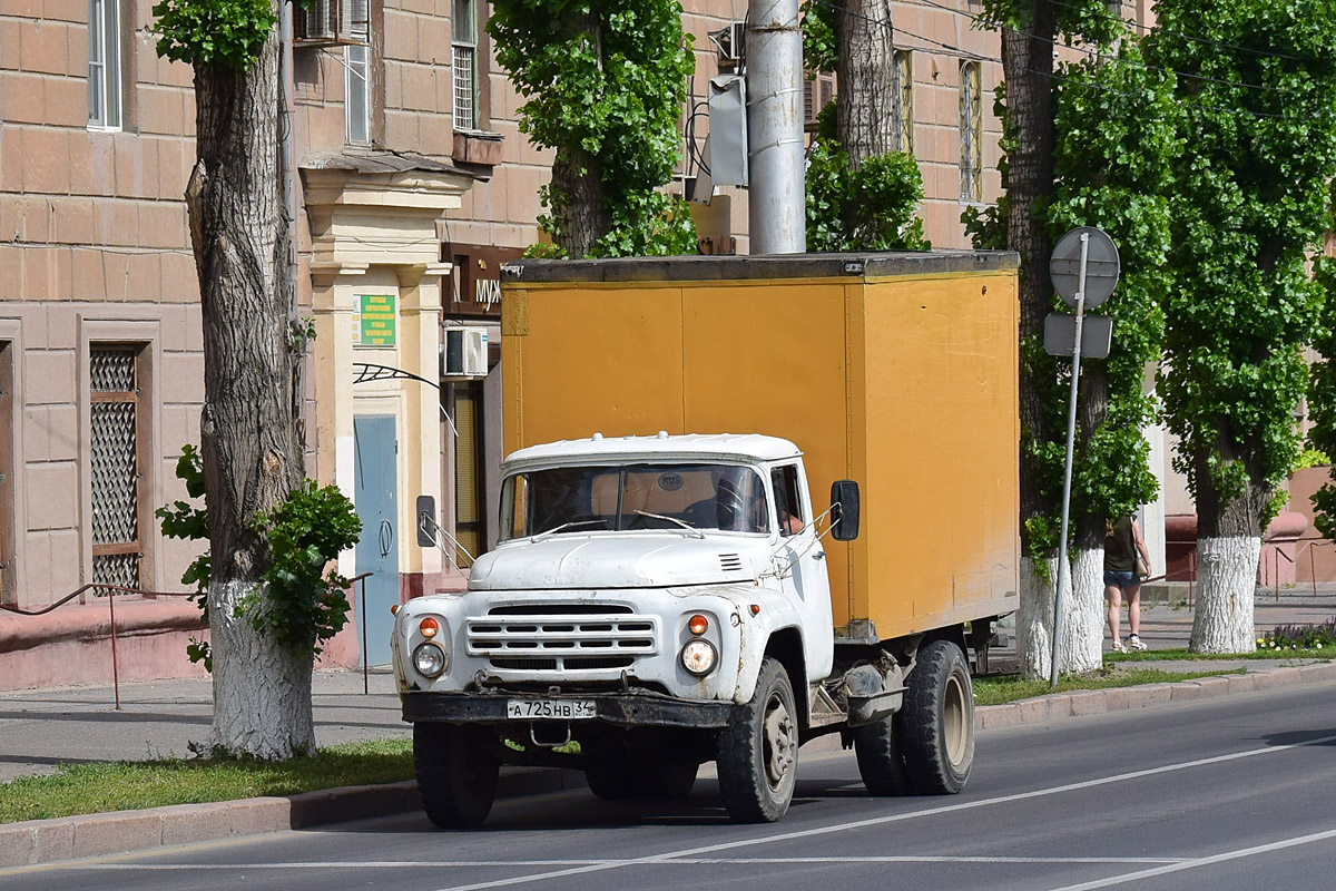 Волгоградская область, № А 725 НВ 34 — ЗИЛ-431410