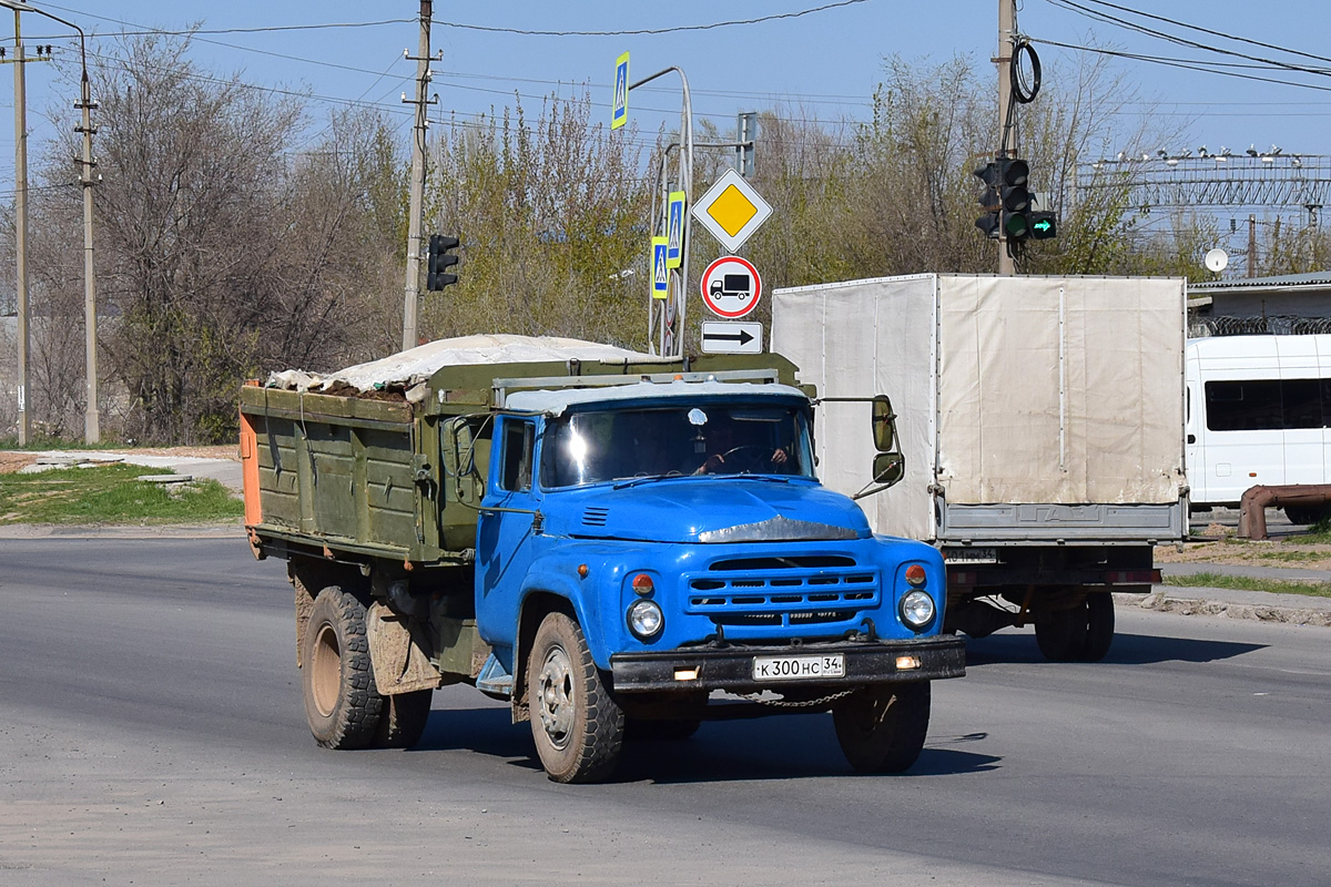 Волгоградская область, № К 300 НС 34 — ЗИЛ-495710