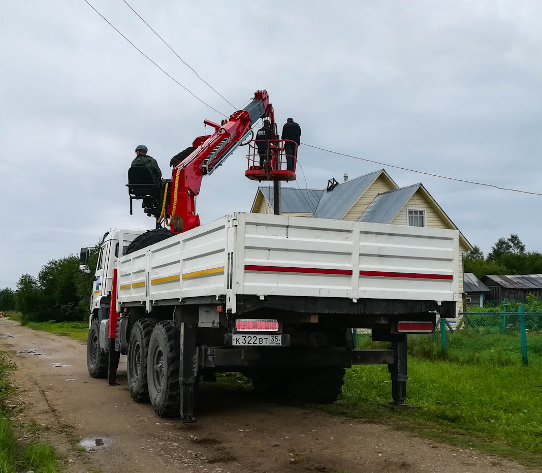 Вологодская область, № К 322 ВТ 35 — КамАЗ-43118-50