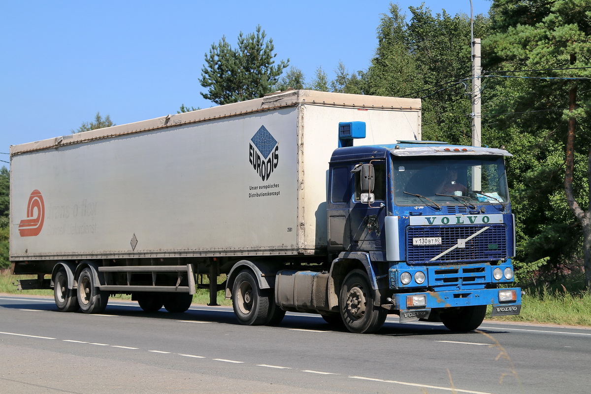 Псковская область, № У 130 ВТ 60 — Volvo ('1977) F12