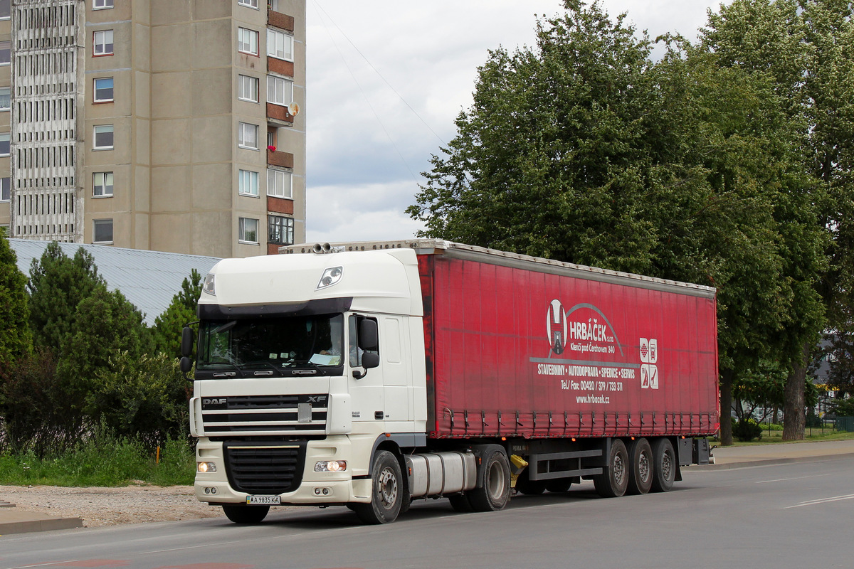 Киев, № АА 9835 КА — DAF XF105 FT