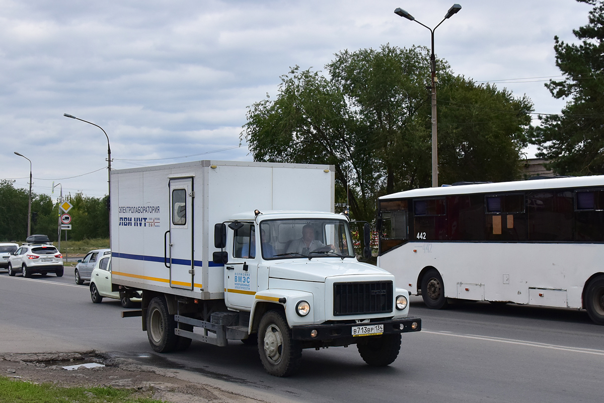 Волгоградская область, № В 713 ВР 134 — ГАЗ-3309