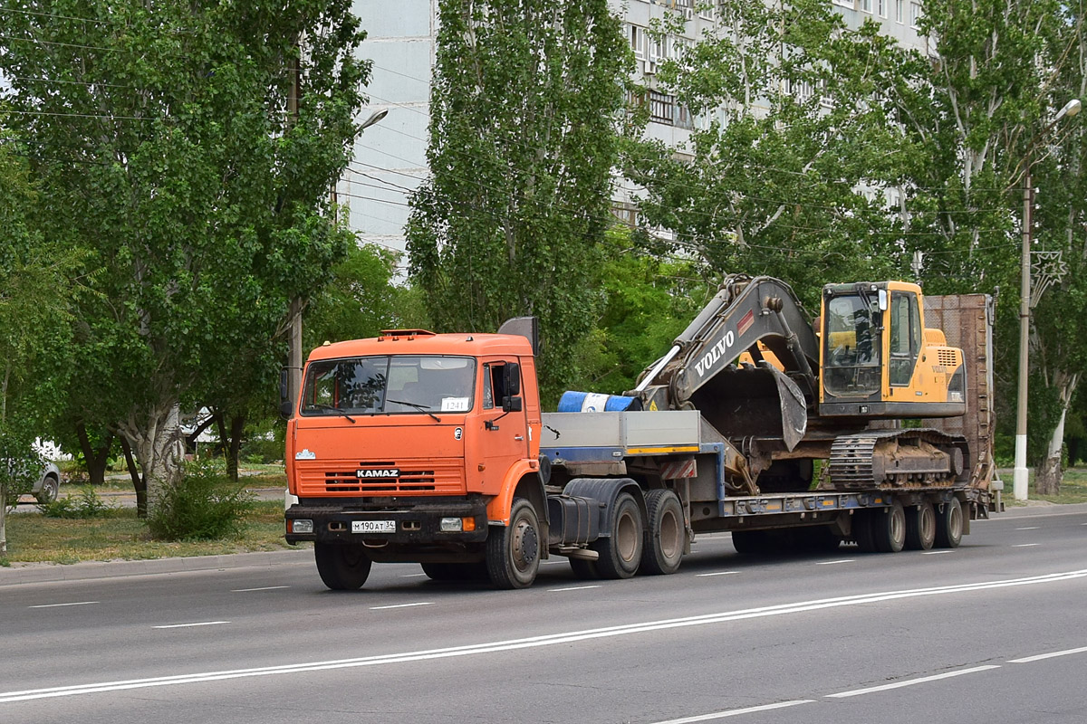 Волгоградская область, № 1241 — КамАЗ-54115-15 [54115R]