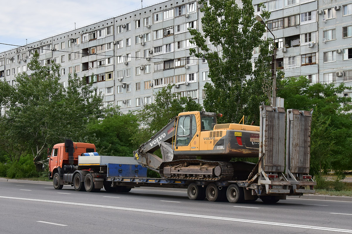 Волгоградская область, № ЕА 5291 34 — ЧМЗАП-99064