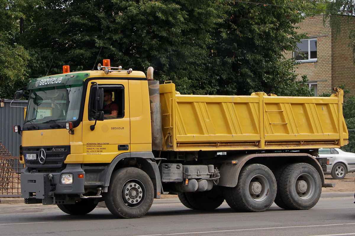 Литва, № LYF 663 — Mercedes-Benz Actros ('2003)