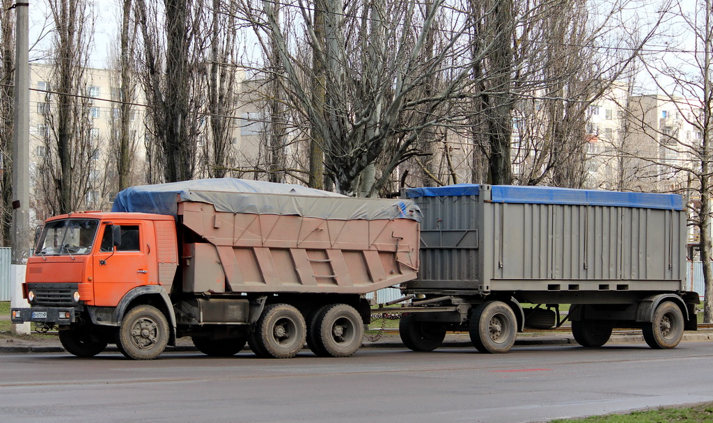 Одесская область, № ВН 8701 НР — КамАЗ-5511