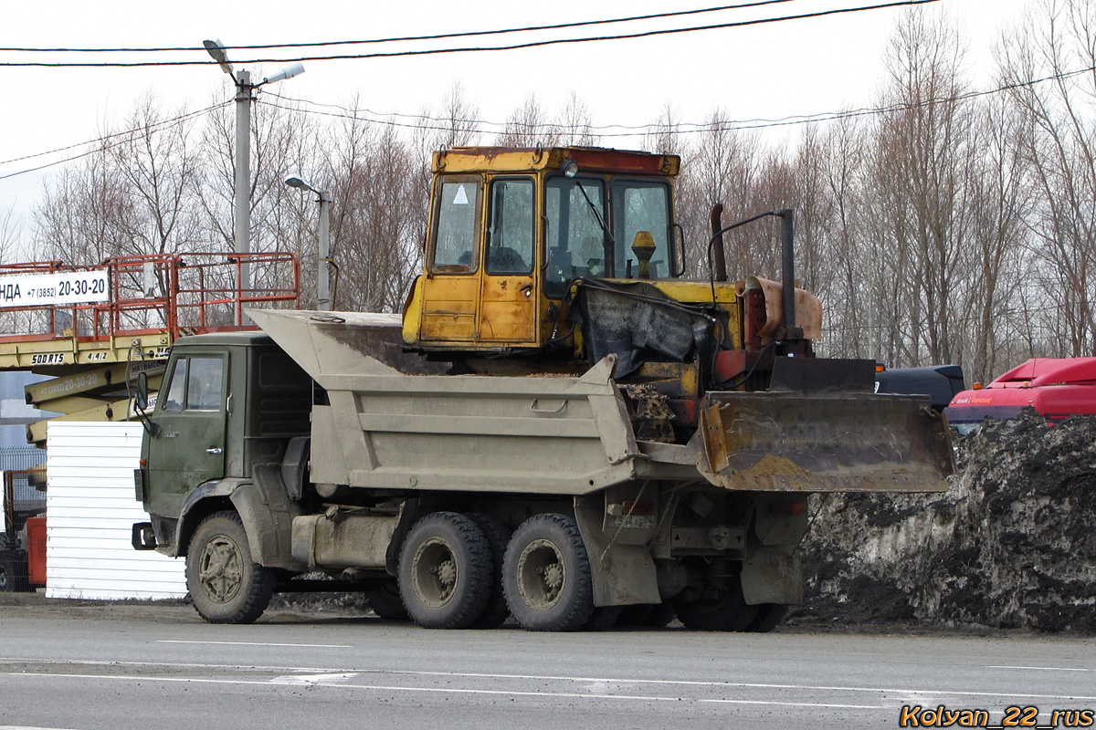 Алтай, № Т 514 АВ 04 — КамАЗ-55111 [551110]; Алтай, № 3783 АУ 04 — ДТ-75МЛ/Т (общая модель)