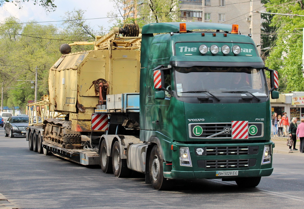 Одесская область, № ВН 5028 ЕС — Volvo ('2002) FH12.500