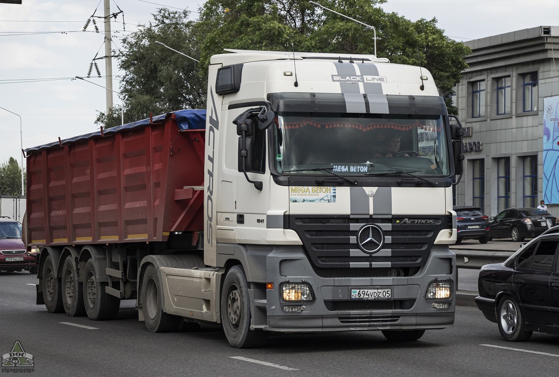 Алматинская область, № 694 VDZ 05 — Mercedes-Benz Actros ('2003) 1841