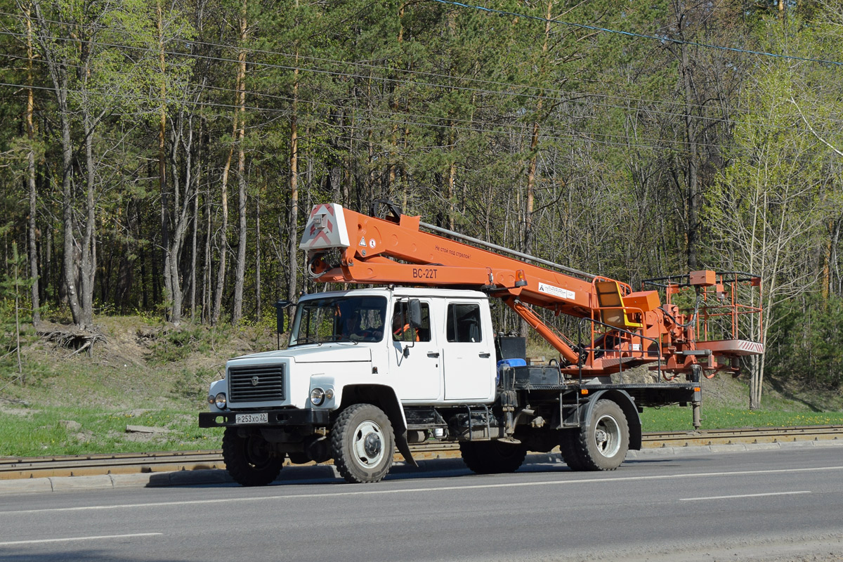 Алтайский край, № Р 253 ХО 22 — ГАЗ-33086 «Земляк»