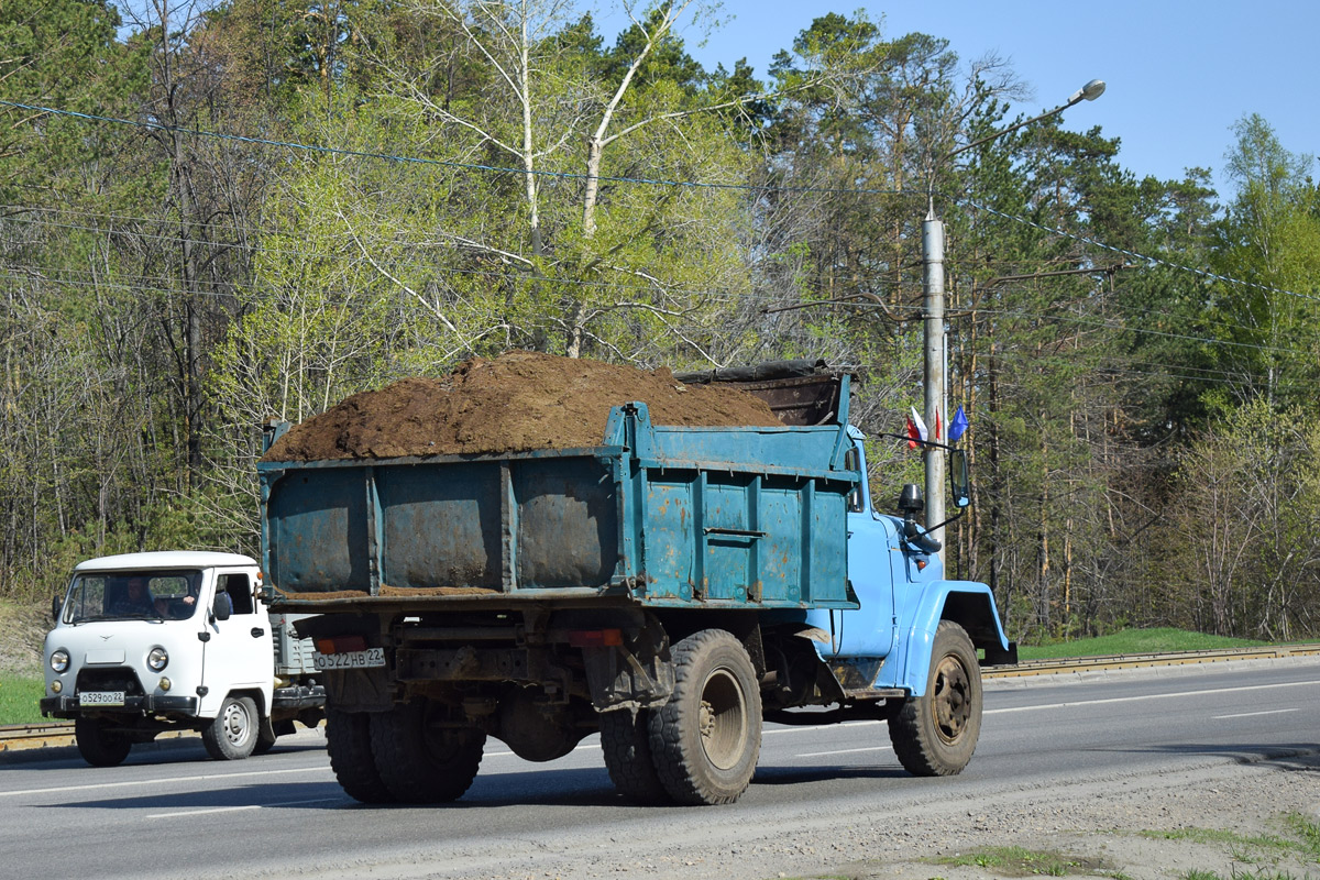 Алтайский край, № О 522 НВ 22 — ЗИЛ-495810