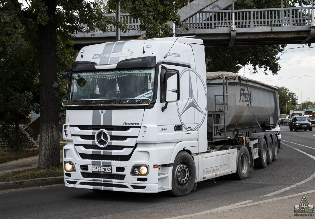 Алматы, № 627 YB 02 — Mercedes-Benz Actros ('2009) 1844