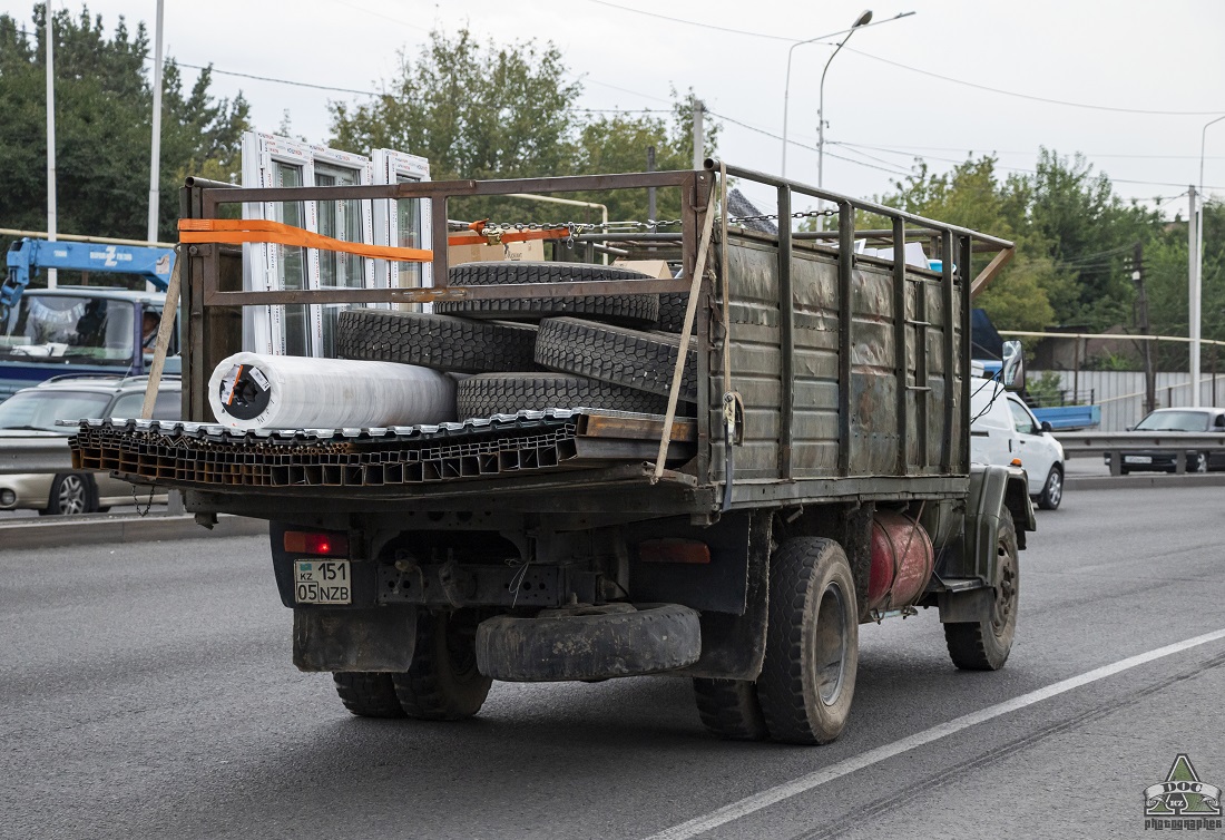 Алматинская область, № 151 NZB 05 — ЗИЛ-431510