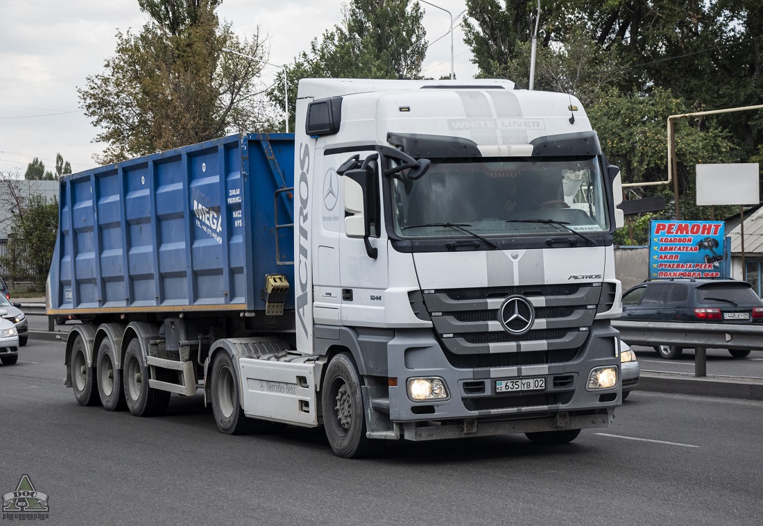 Алматы, № 635 YB 02 — Mercedes-Benz Actros ('2009) 1844