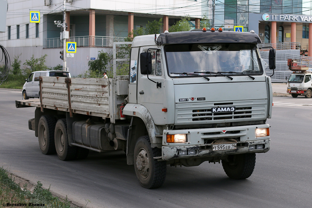 Саха (Якутия), № Т 595 ЕВ 14 — КамАЗ-65117 [651170]