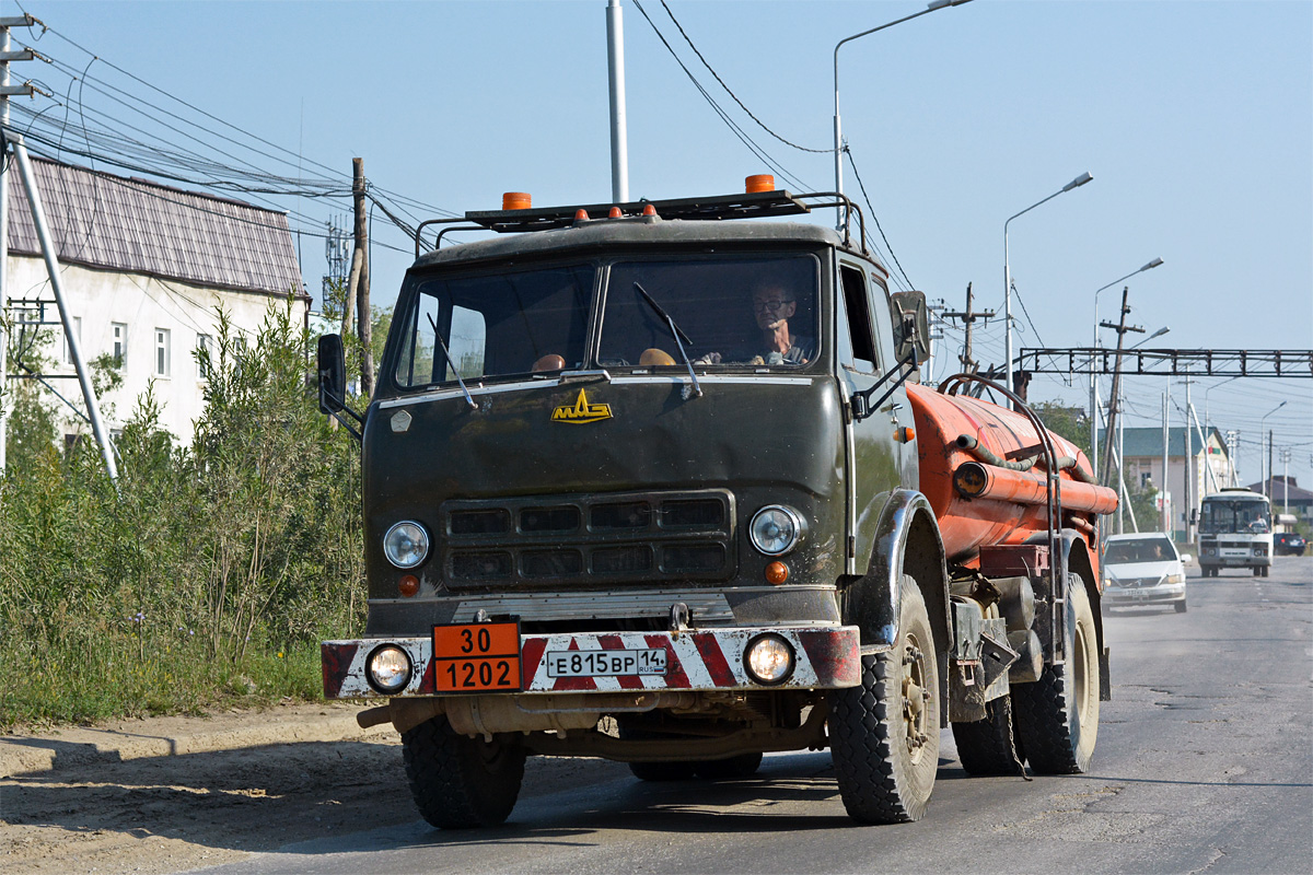 Саха (Якутия), № Е 815 ВР 14 — МАЗ-5334