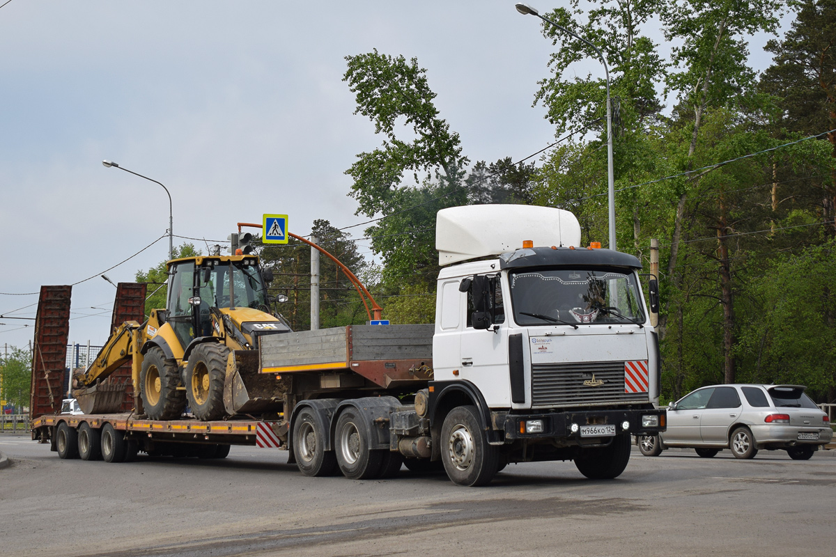 Алтайский край, № М 966 КО 124 — МАЗ-6422A8