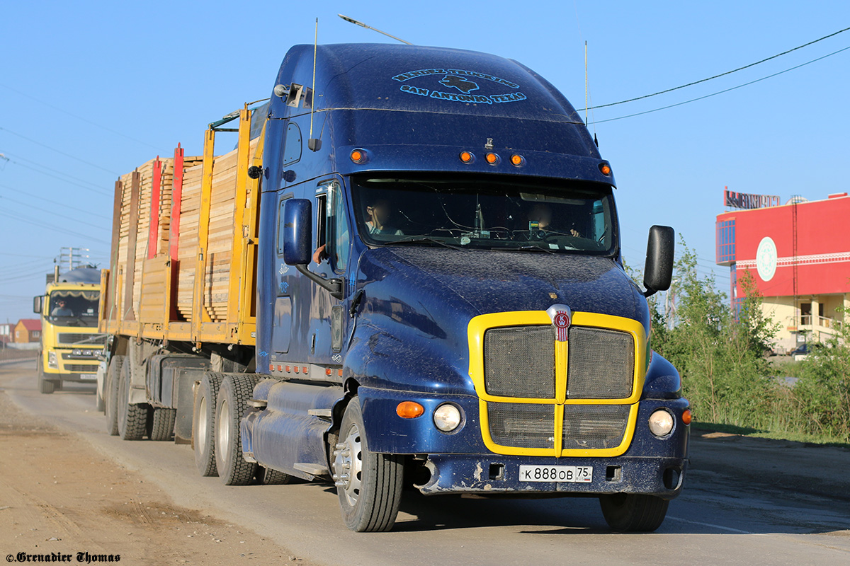 Саха (Якутия), № К 888 ОВ 75 — Kenworth T2000