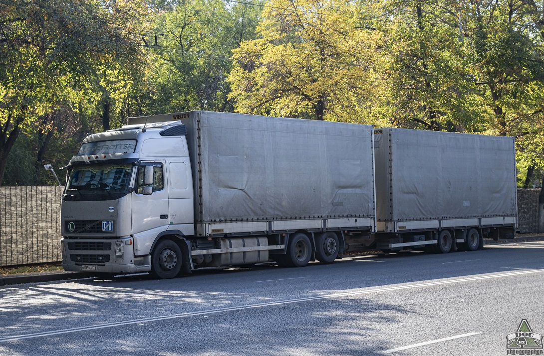 Санкт-Петербург, № В 399 МА 178 — Volvo ('2002) FH12.480