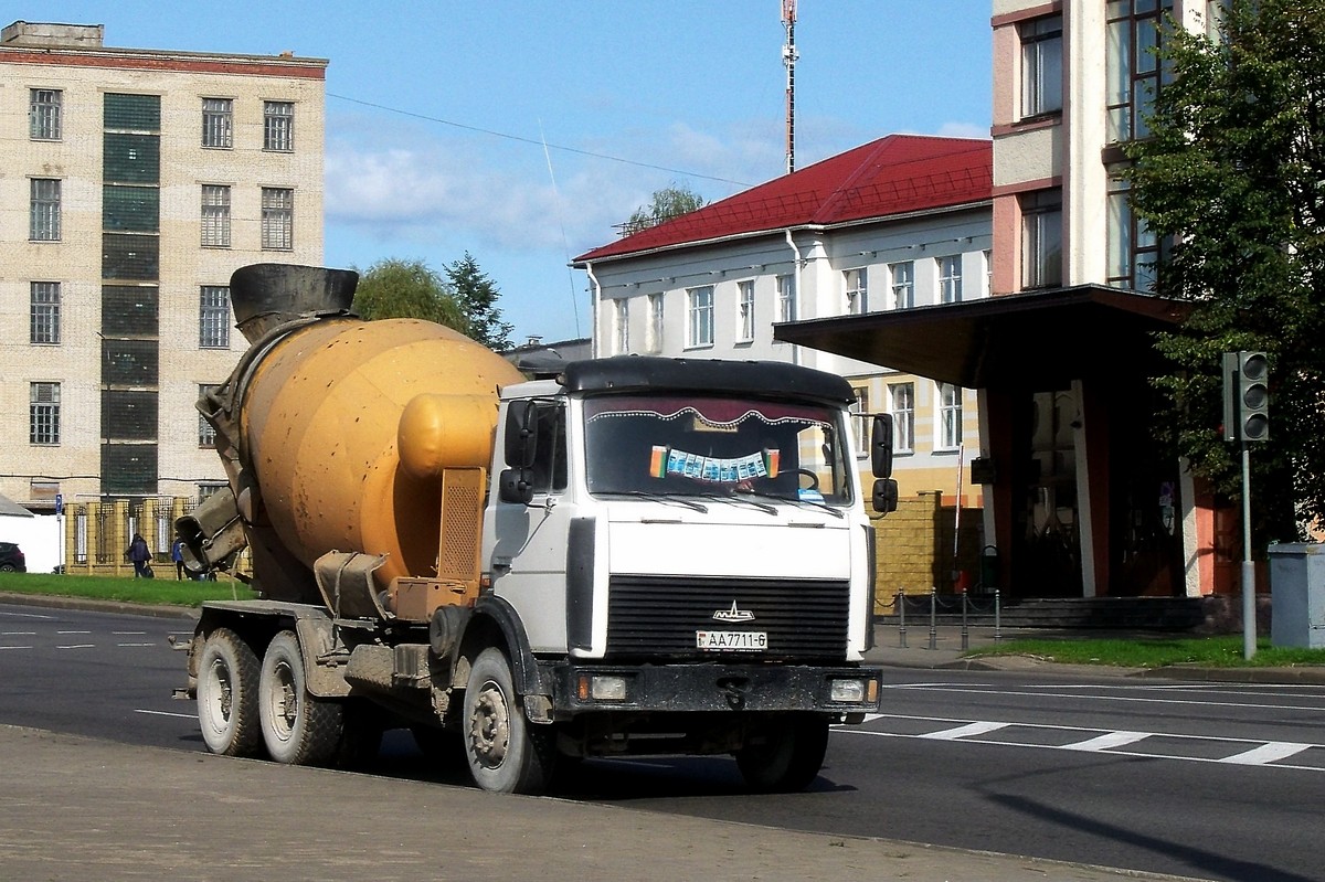 Могилёвская область, № АА 7711-6 — МАЗ-6303 (общая модель)