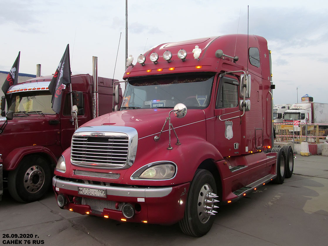 Московская область, № М 008 СС 190 — Freightliner Columbia