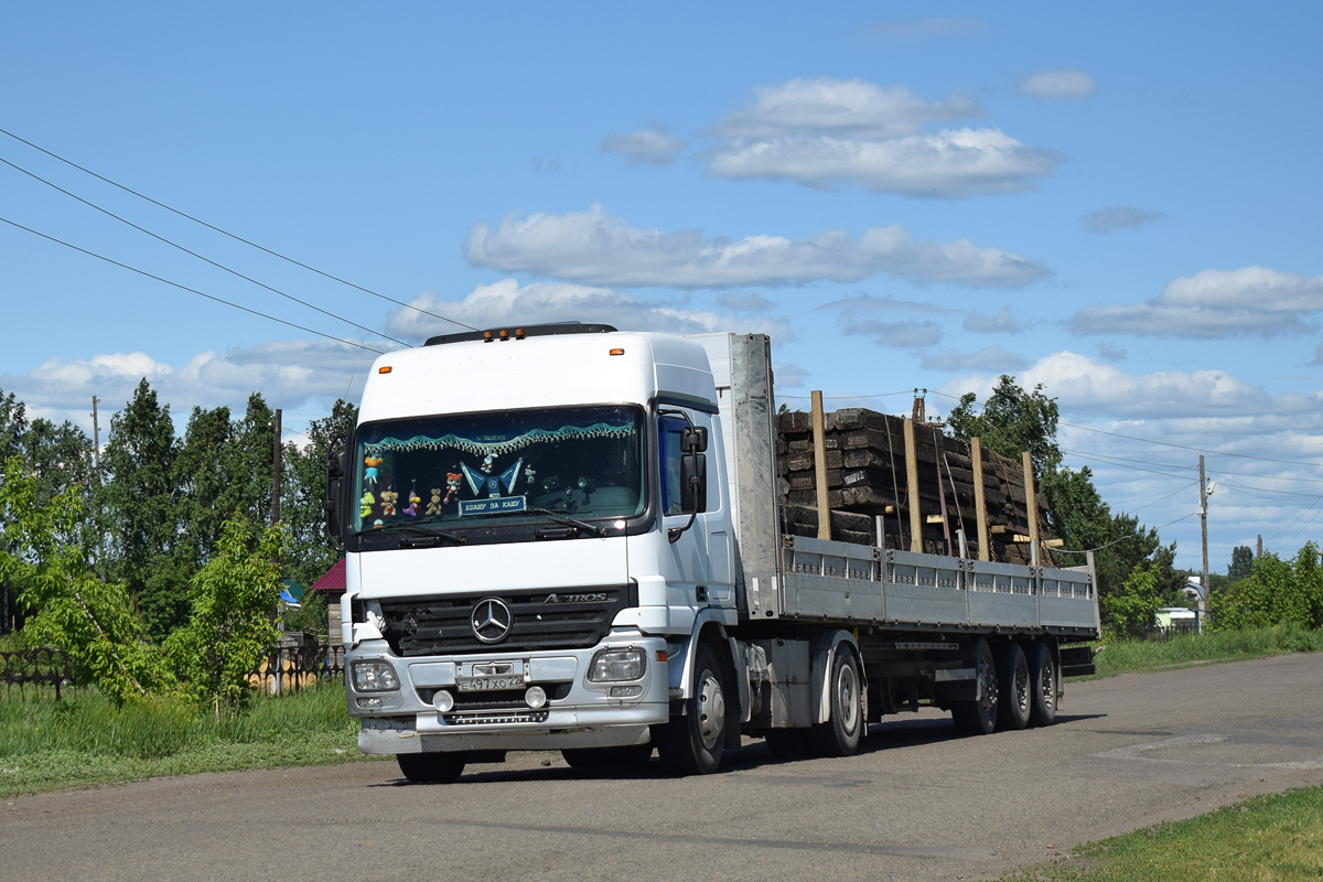 Алтайский край, № Е 497 ХО 22 — Mercedes-Benz Actros ('2003) 1832