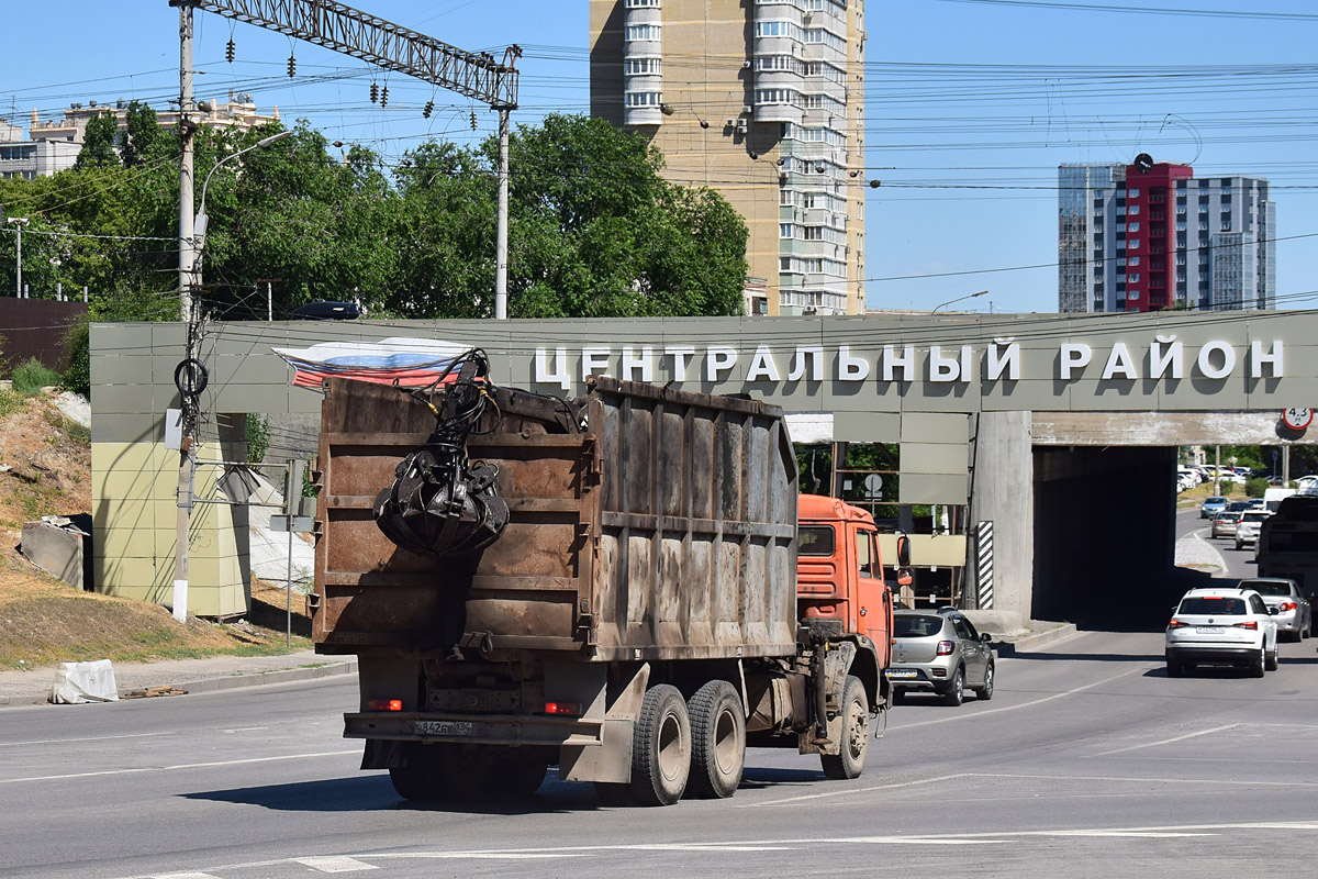 Волгоградская область, № В 842 ЕК 134 — КамАЗ-53228-15 [53228R]