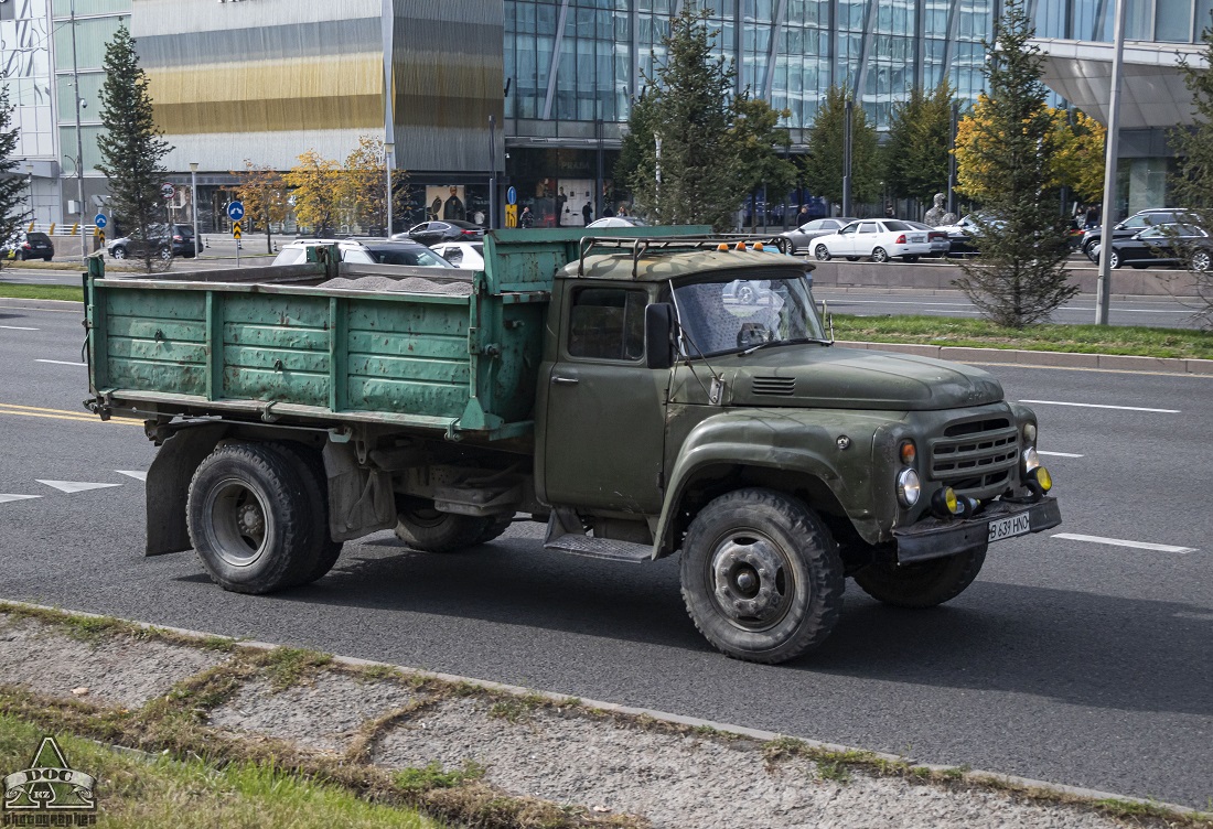 Алматинская область, № B 639 HNO — ЗИЛ-495710