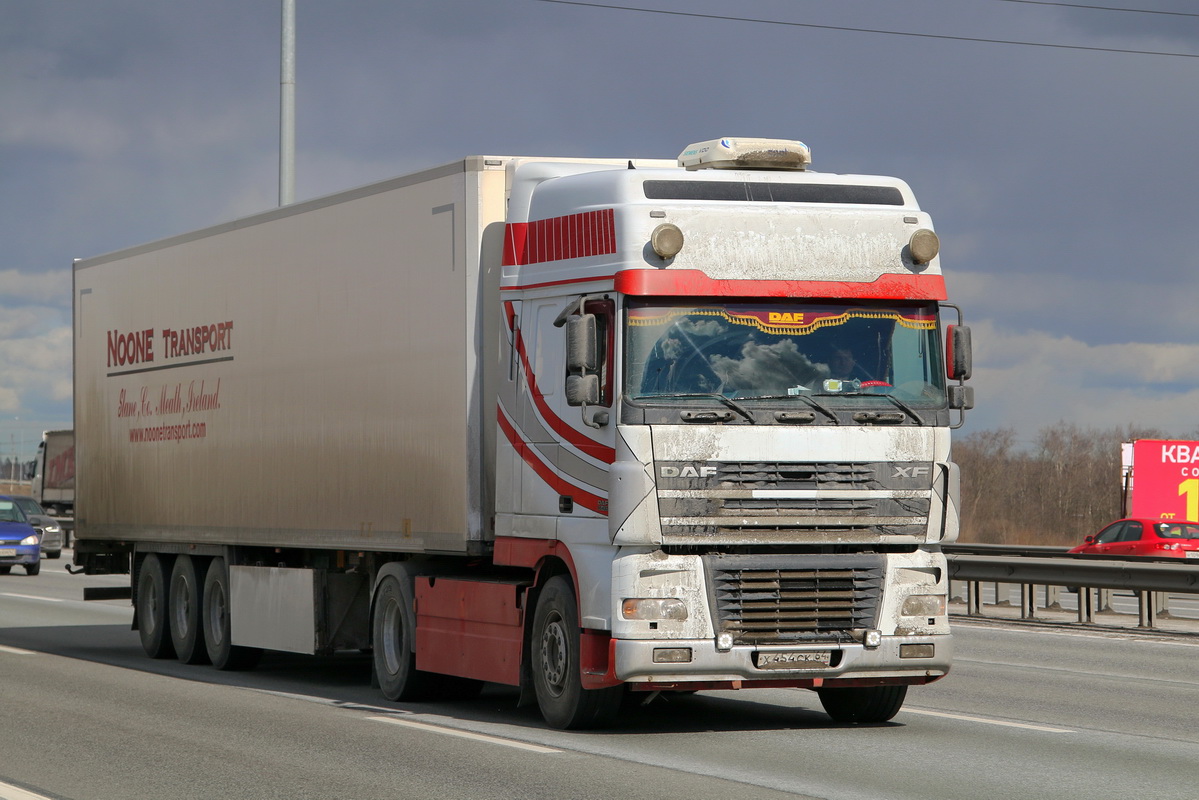 Саратовская область, № Х 454 СК 64 — DAF XF95 FT