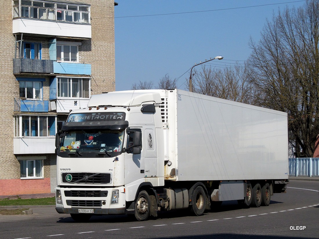 Смоленская область, № Е 008 МР 67 — Volvo ('2002) FH12.440