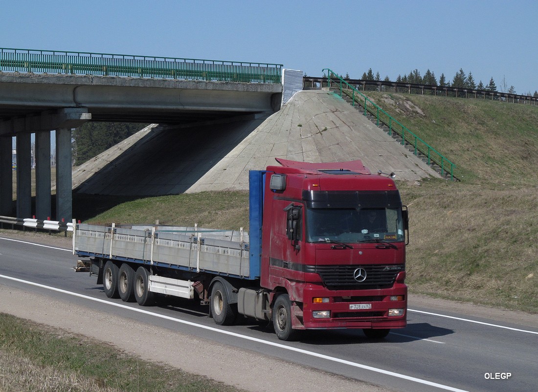 Смоленская область, № Р 728 ЕХ 67 — Mercedes-Benz Actros ('1997)