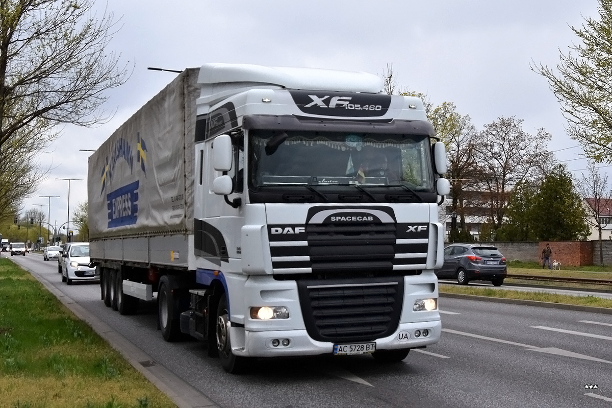 Волынская область, № АС 5728 ВТ — DAF XF105 FT