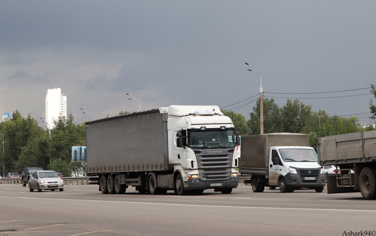 Красноярский край, № О 828 МВ 124 — Scania ('2009) R420