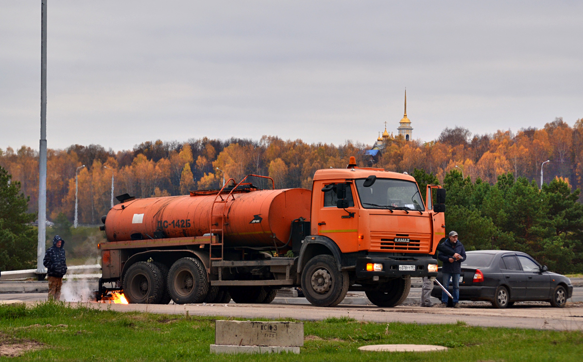 Москва, № О 378 ТТ 197 — КамАЗ-65115-D3