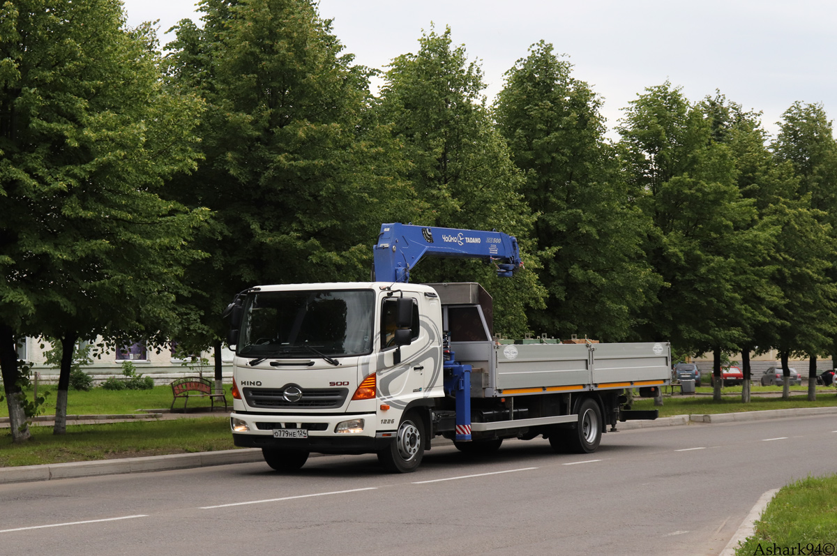 Красноярский край, № О 779 НЕ 124 — Hino 500