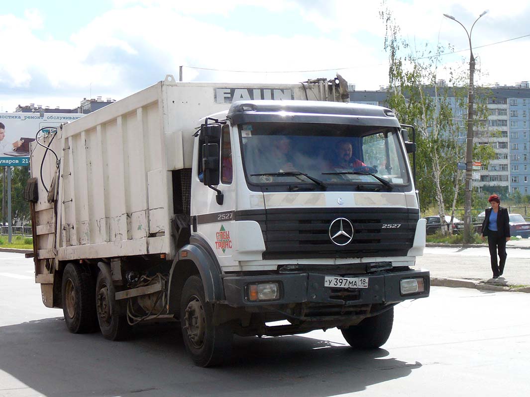 Удмуртия, № У 397 МА 18 — Mercedes-Benz SK (общ. мод.)