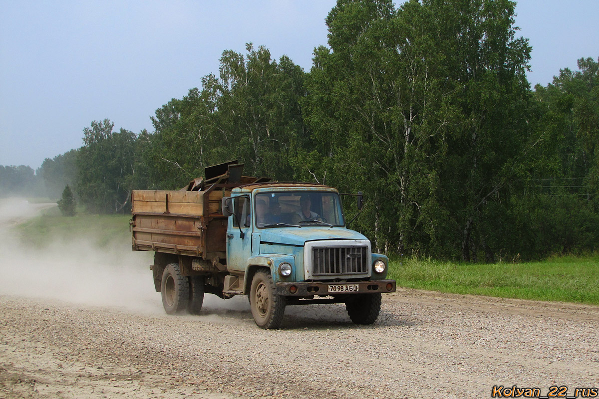 Алтайский край, № 7098 АБШ — ГАЗ-33072