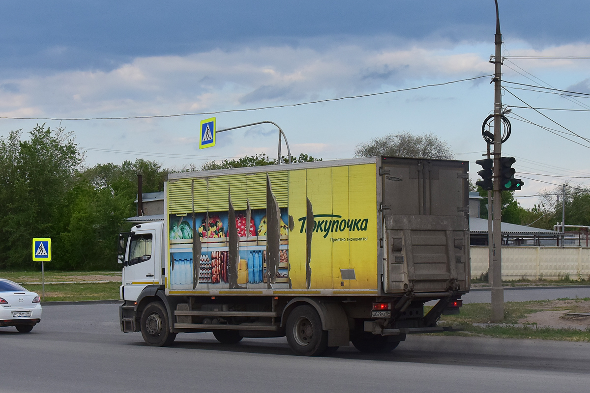 Волгоградская область, № А 069 РА 134 — Mercedes-Benz Axor 1823