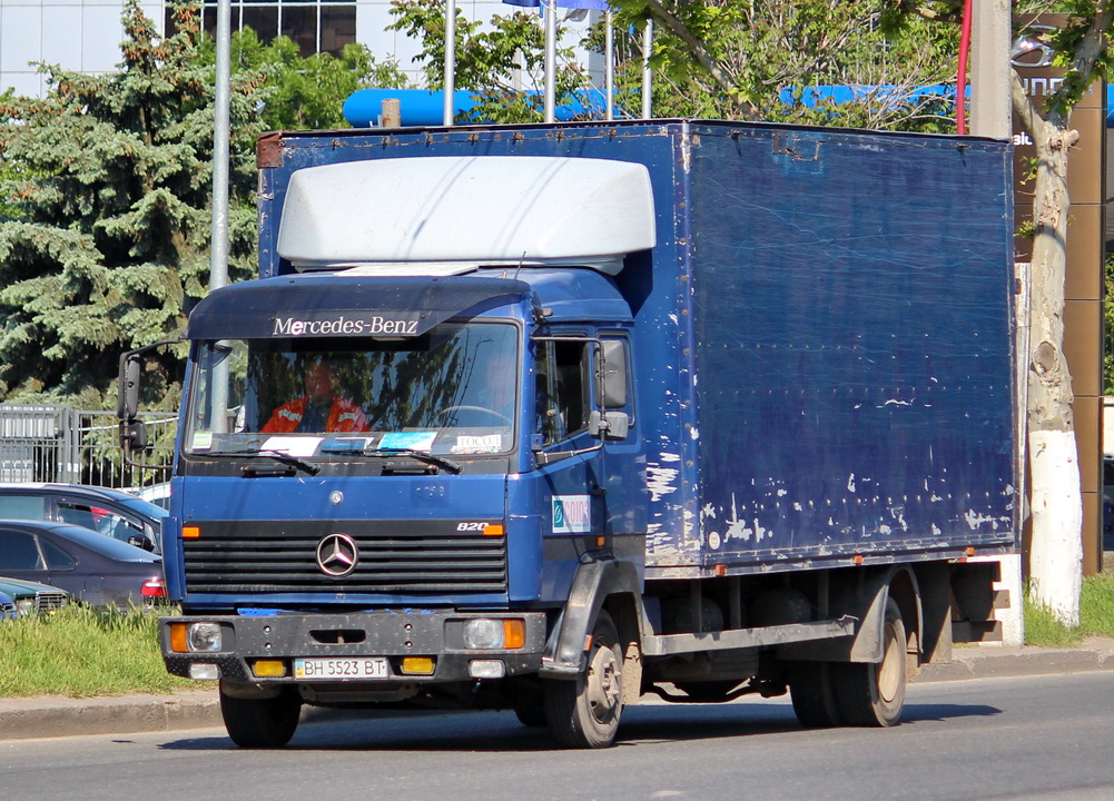 Одесская область, № ВН 5523 ВТ — Mercedes-Benz LK (общ. мод.)