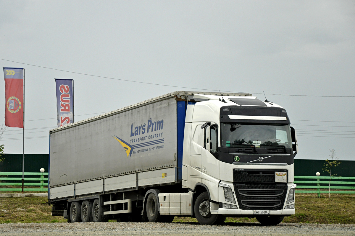 Минская область, № АР 9618-5 — Volvo ('2012) FH.460