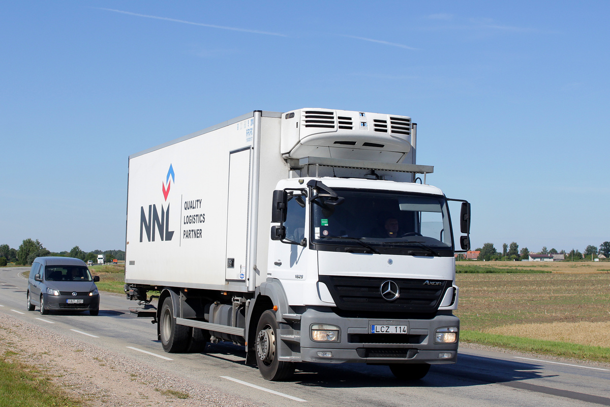 Литва, № LCZ 114 — Mercedes-Benz Axor (общ.м)