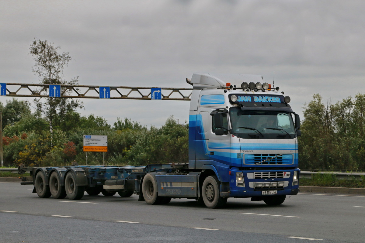 Новгородская область, № С 855 ХО 53 — Volvo ('2002) FH12.480