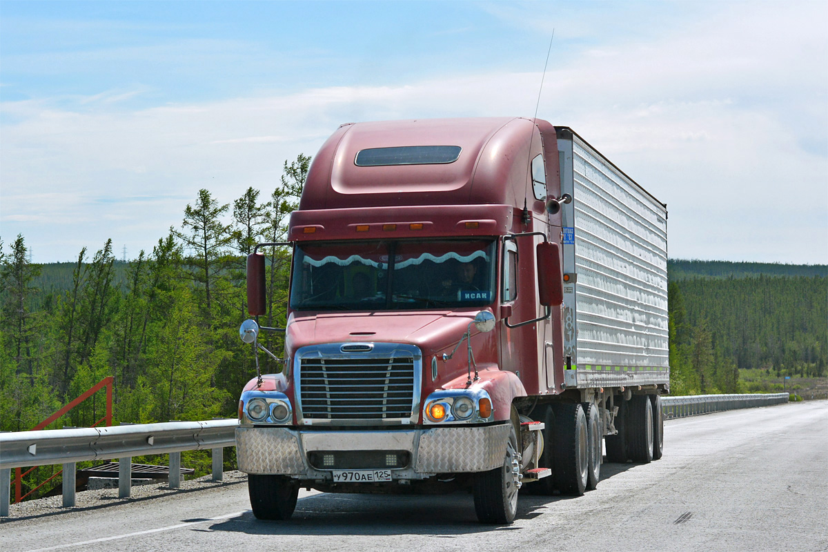 Саха (Якутия), № У 970 АЕ 125 — Freightliner Century Class